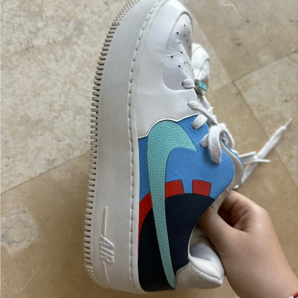 Nike Air Force 1 White and Blue Athletic Shoes - Picture 1 of 8